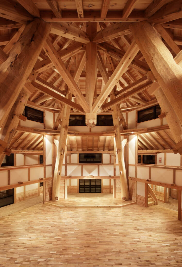 日本の木材で作られた建築物